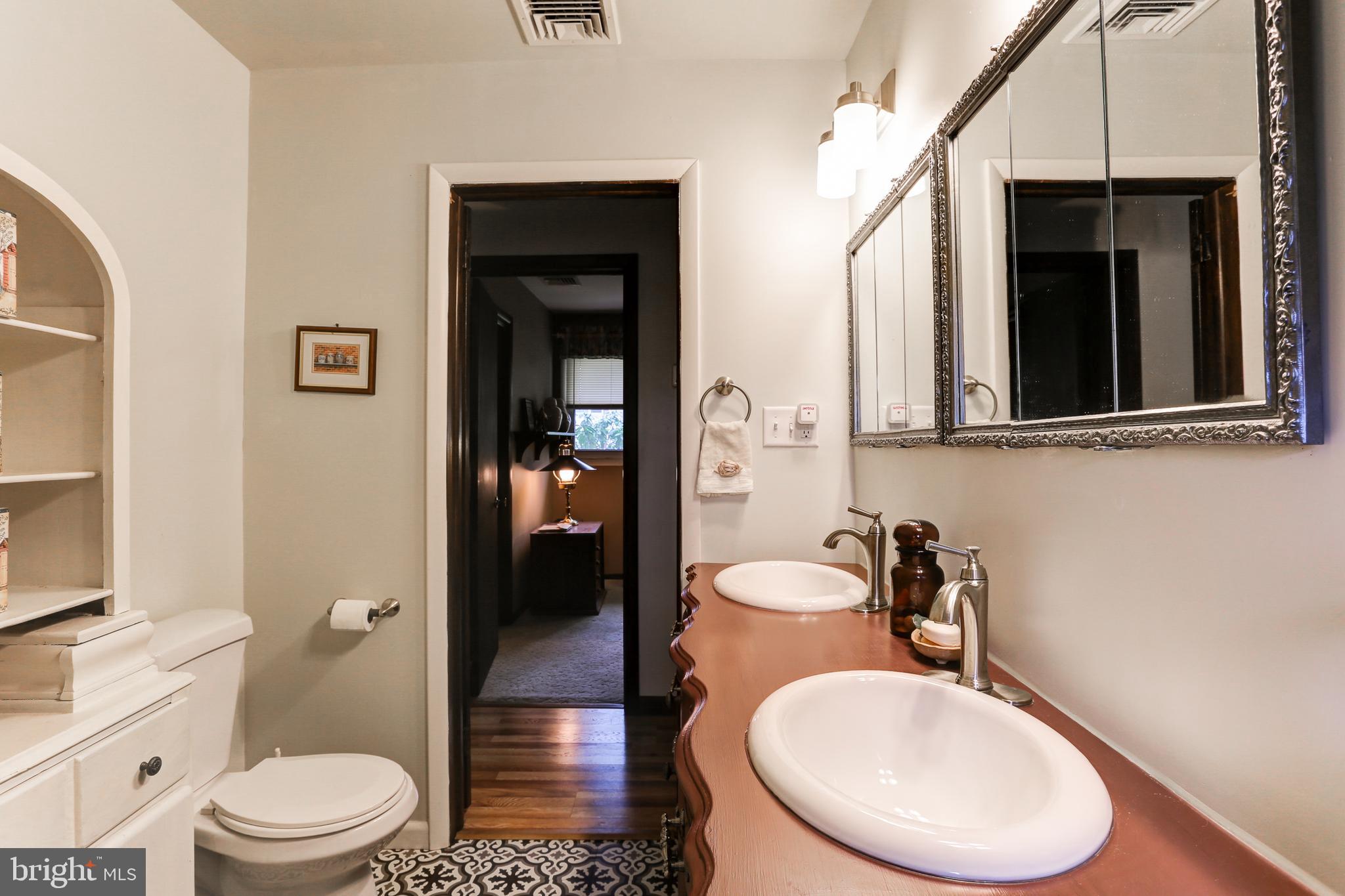 2333 Beacon Hill Road Lancaster, PA 17601 - Photo 19 of 41 Gallery Image 19