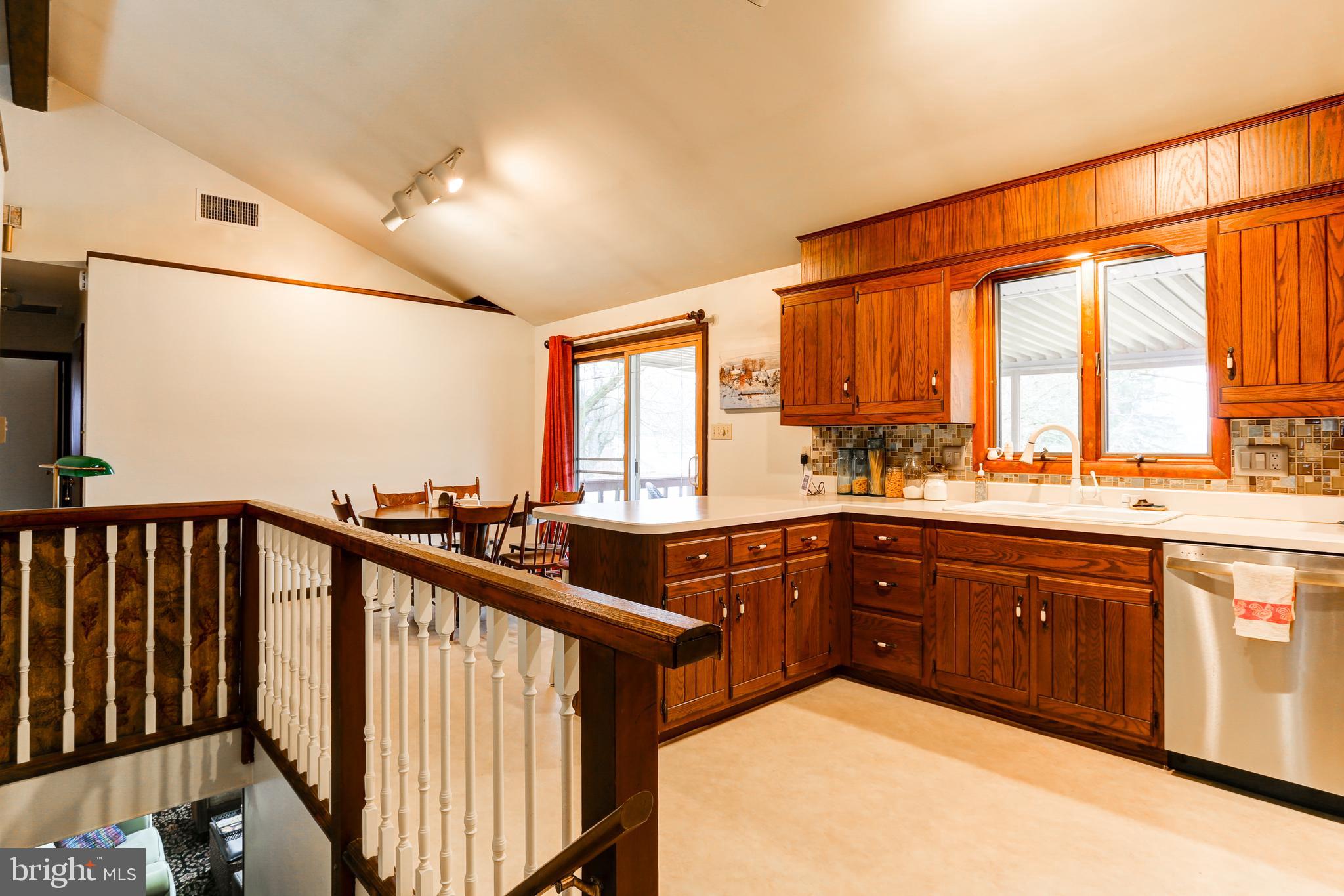 2333 Beacon Hill Road Lancaster, PA 17601 - Photo 8 of 41 Gallery Image 8