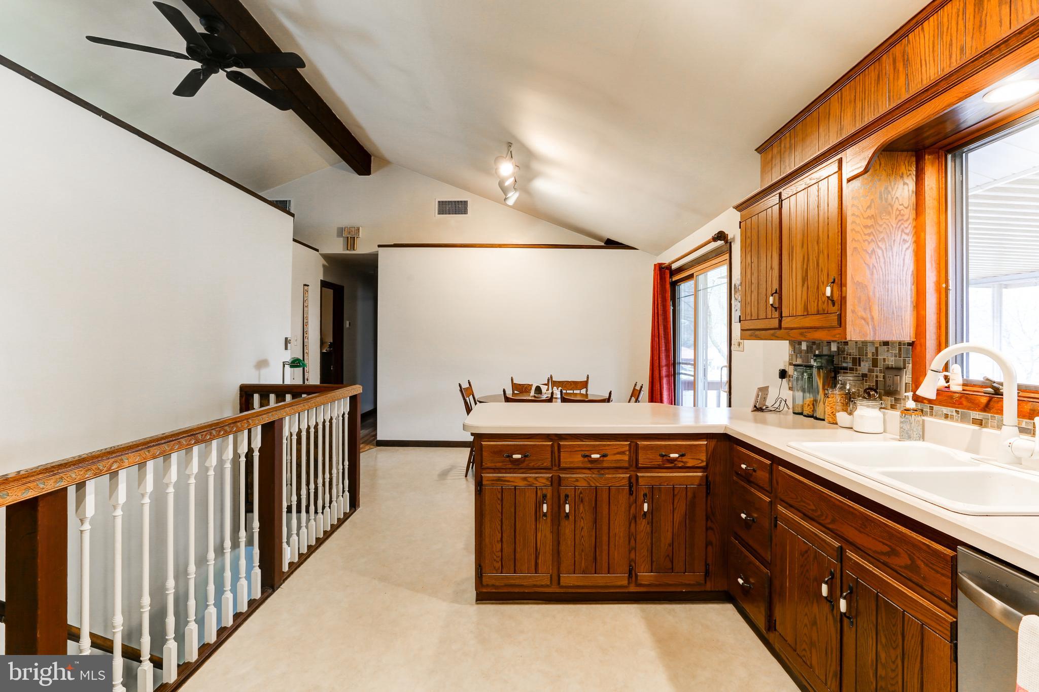 2333 Beacon Hill Road Lancaster, PA 17601 - Photo 9 of 41 Gallery Image 9