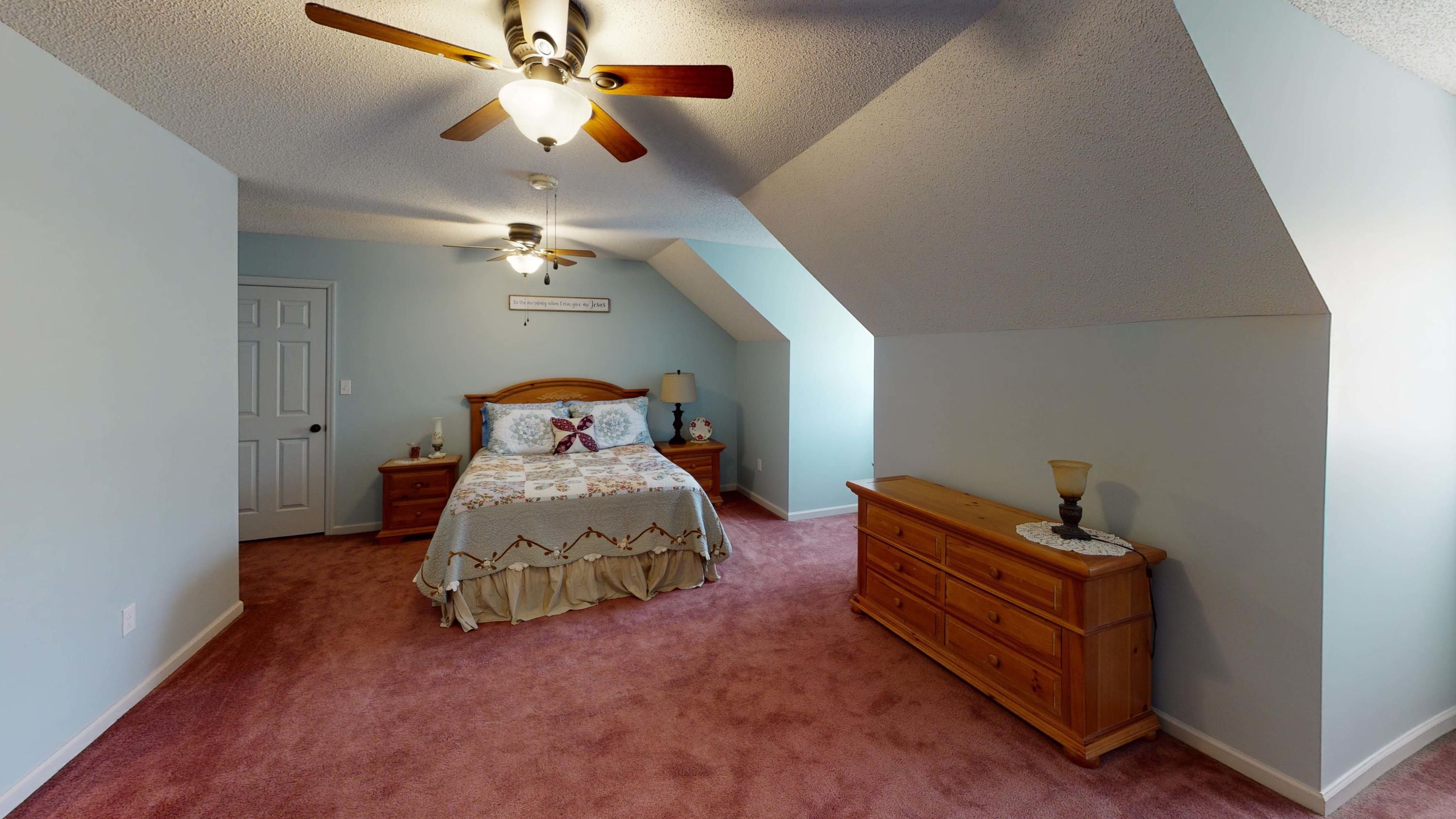 359 Panther Springs Road Morristown, TN 37814 - Photo 29 of 33 C9MK3nM86Sp-Bedroom