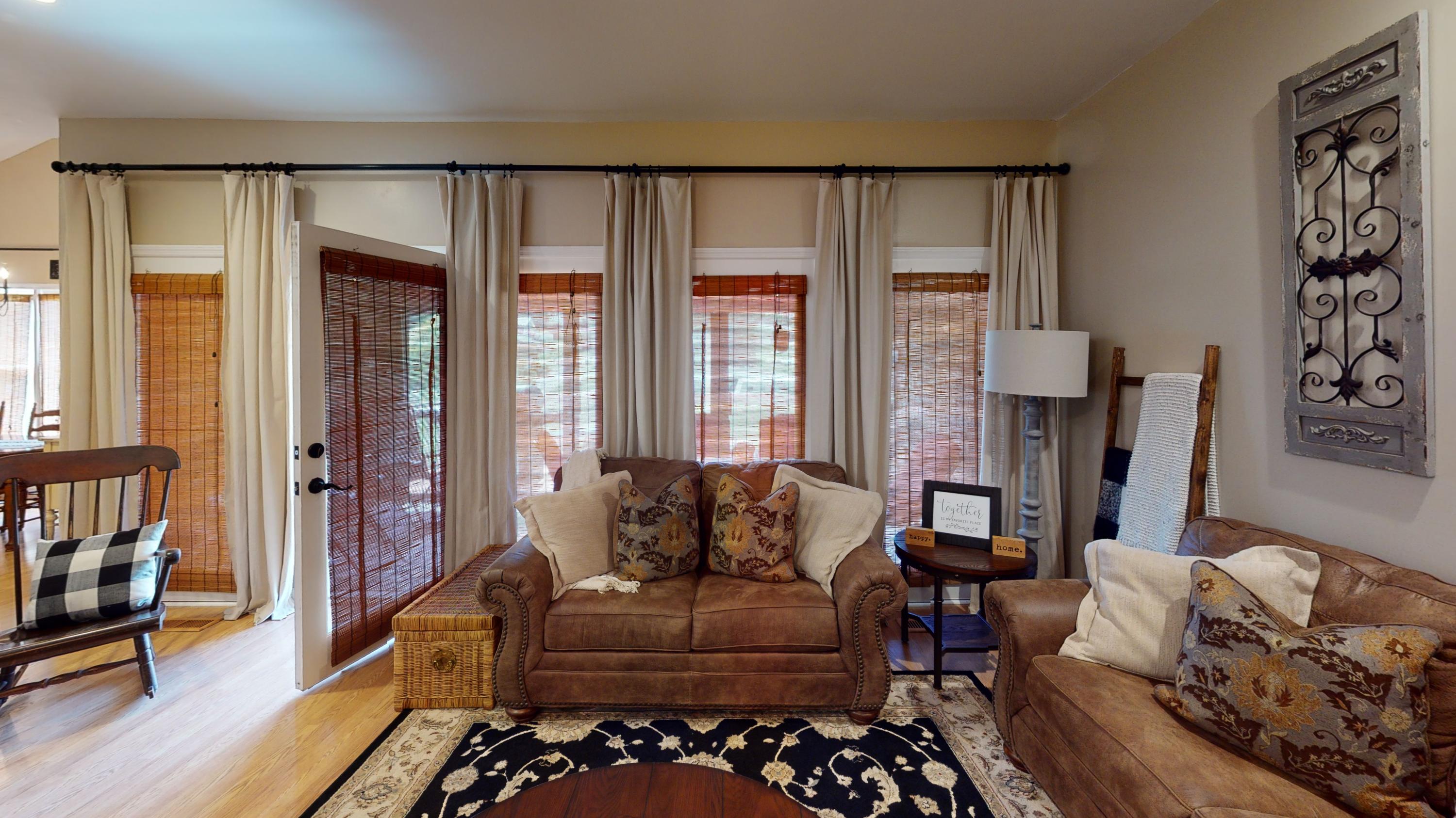 359 Panther Springs Road Morristown, TN 37814 - Photo 10 of 33 359-Panther-Springs-Rd-Living-Room (1)