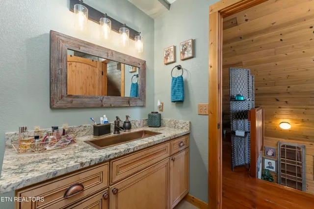 $459,900 | 176 Humingbird Lane, Sharps Chapel, TN 37866