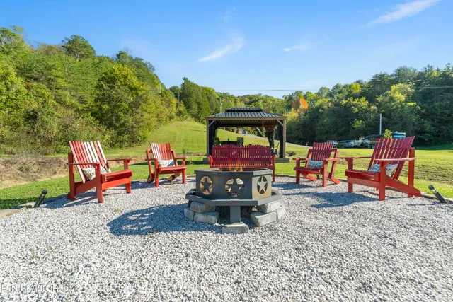 $459,900 | 176 Humingbird Lane, Sharps Chapel, TN 37866