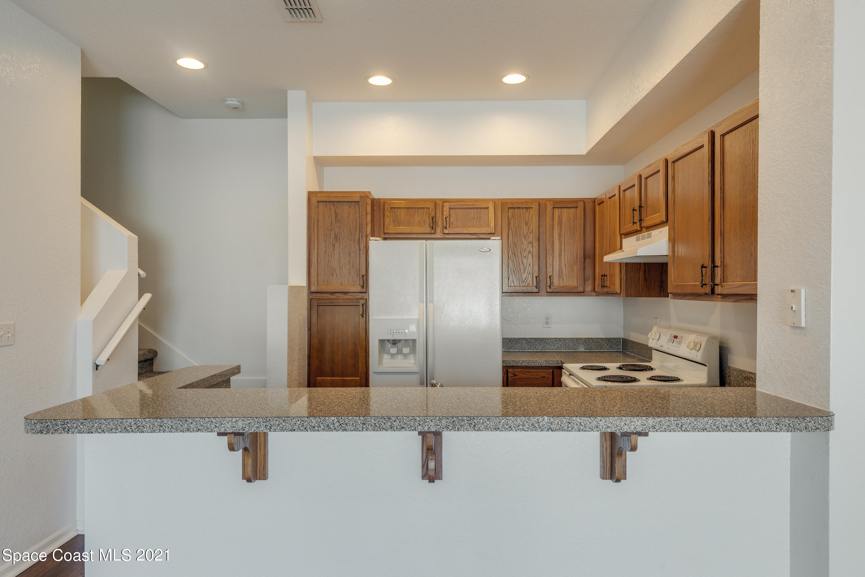 105 Turpial Way, Unit 102 Melbourne, FL 32901 - Photo 4 of 14 9821D286-0C54-49CE-B9AB-AACF9BA56D45