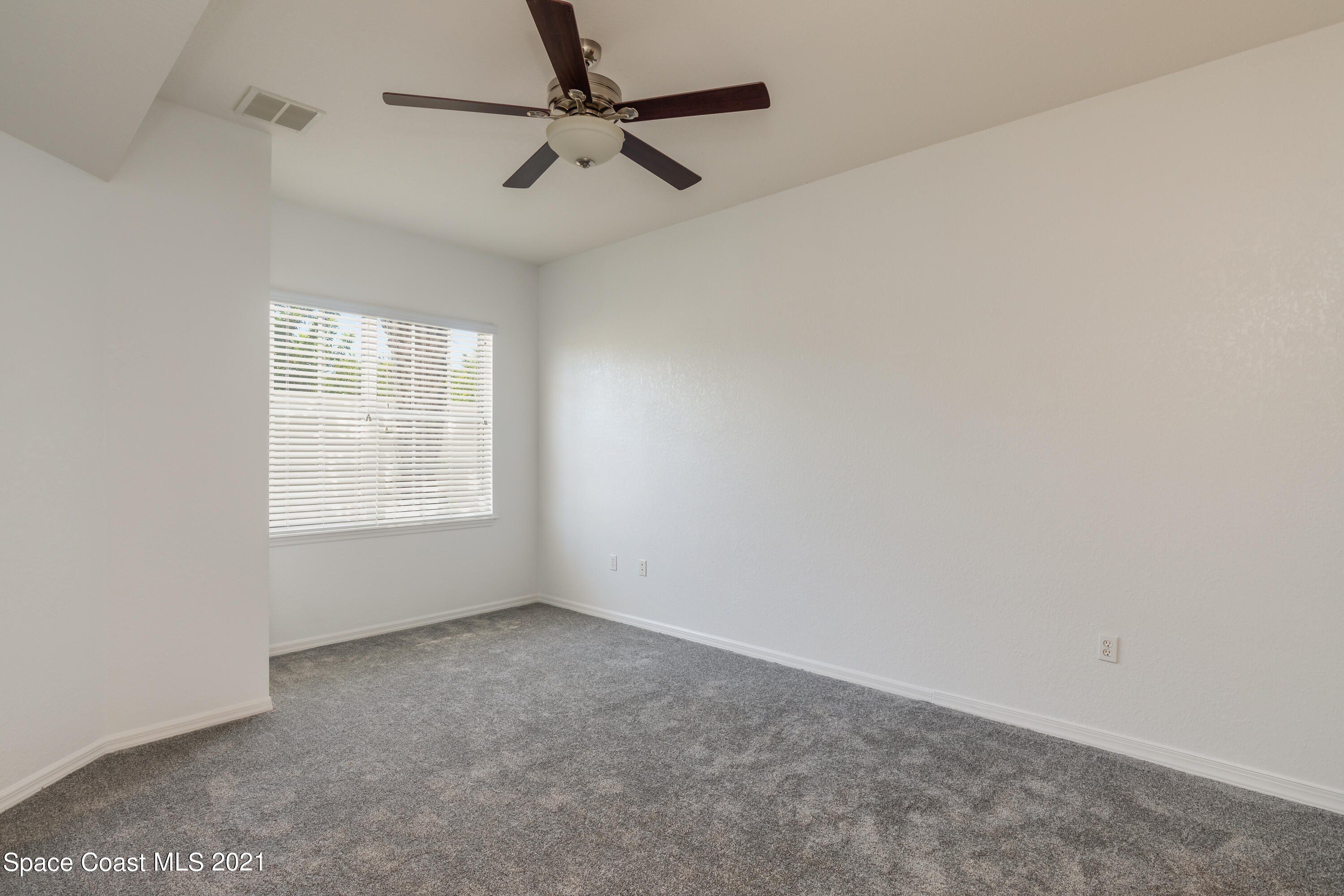 105 Turpial Way, Unit 102 Melbourne, FL 32901 - Photo 6 of 14 FE9EF9E2-6919-4EAD-B400-E993D9941377