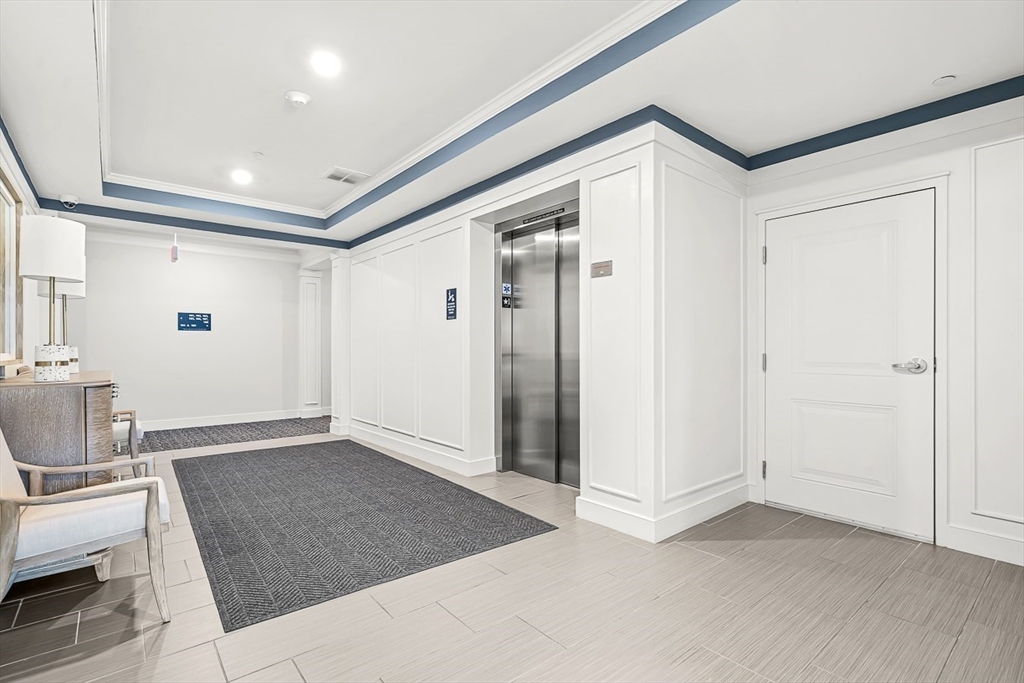 2 Stratton Drive, Unit 307 Woburn, MA 01801 - Photo 2 of 21