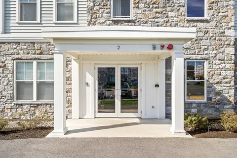 $625,000 | 2 Stratton Drive, Unit 307, Woburn, MA 01801