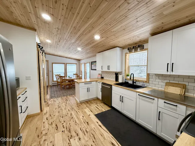 $659,000 | 123 Forest Lake Road, Warrensburg, NY 12817