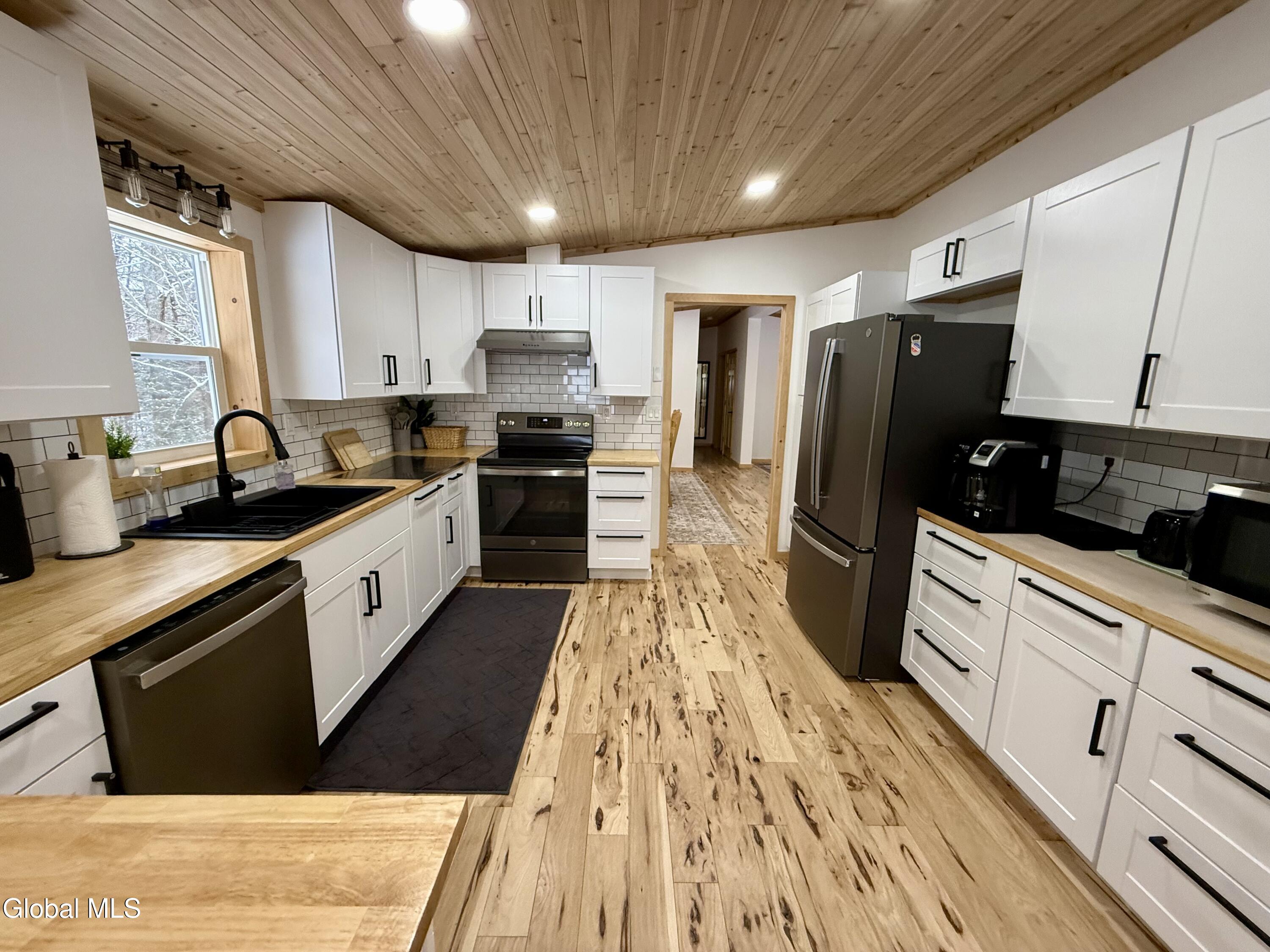 123 Forest Lake Road Warrensburg, NY 12817 - Photo 14 of 54 IMG_7772