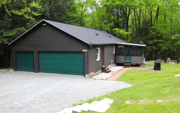 $659,000 | 123 Forest Lake Road, Warrensburg, NY 12817