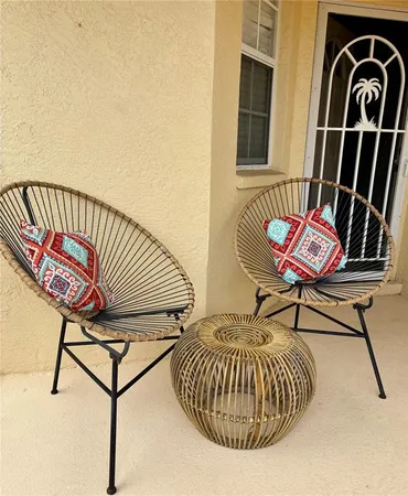 a view of a entryway with furniture