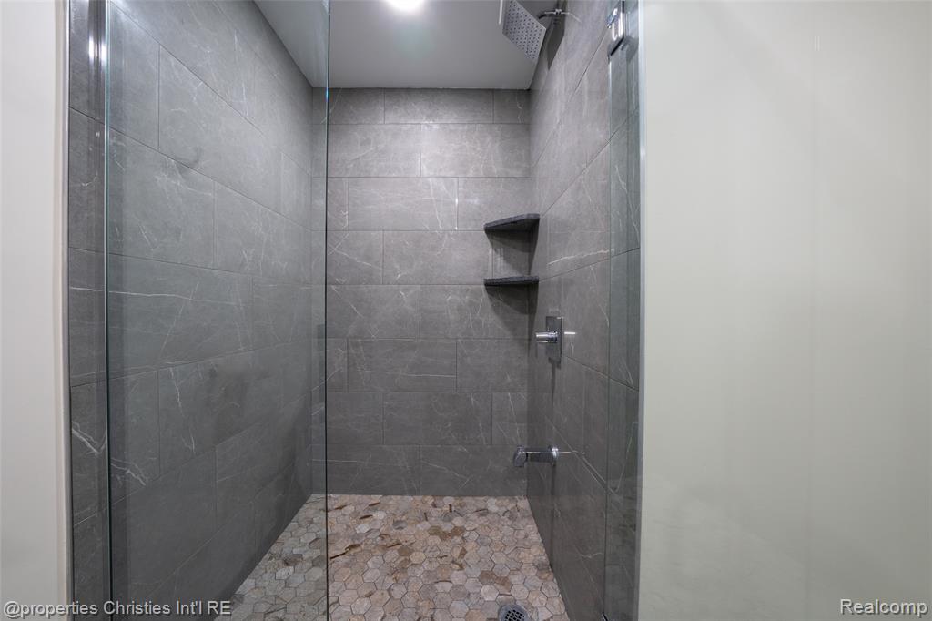 3938 Somerset Circle Rochester Hills, MI 48309 - Photo 56 of 71