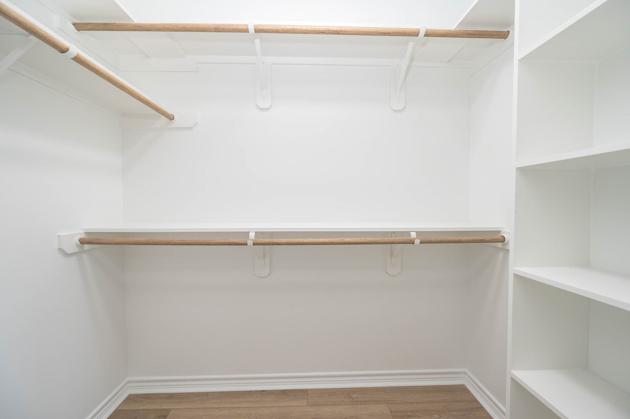 783 Fortune Street, Unit B Houston, TX 77088 - Photo 25 of 34 Primary Bedroom Closet