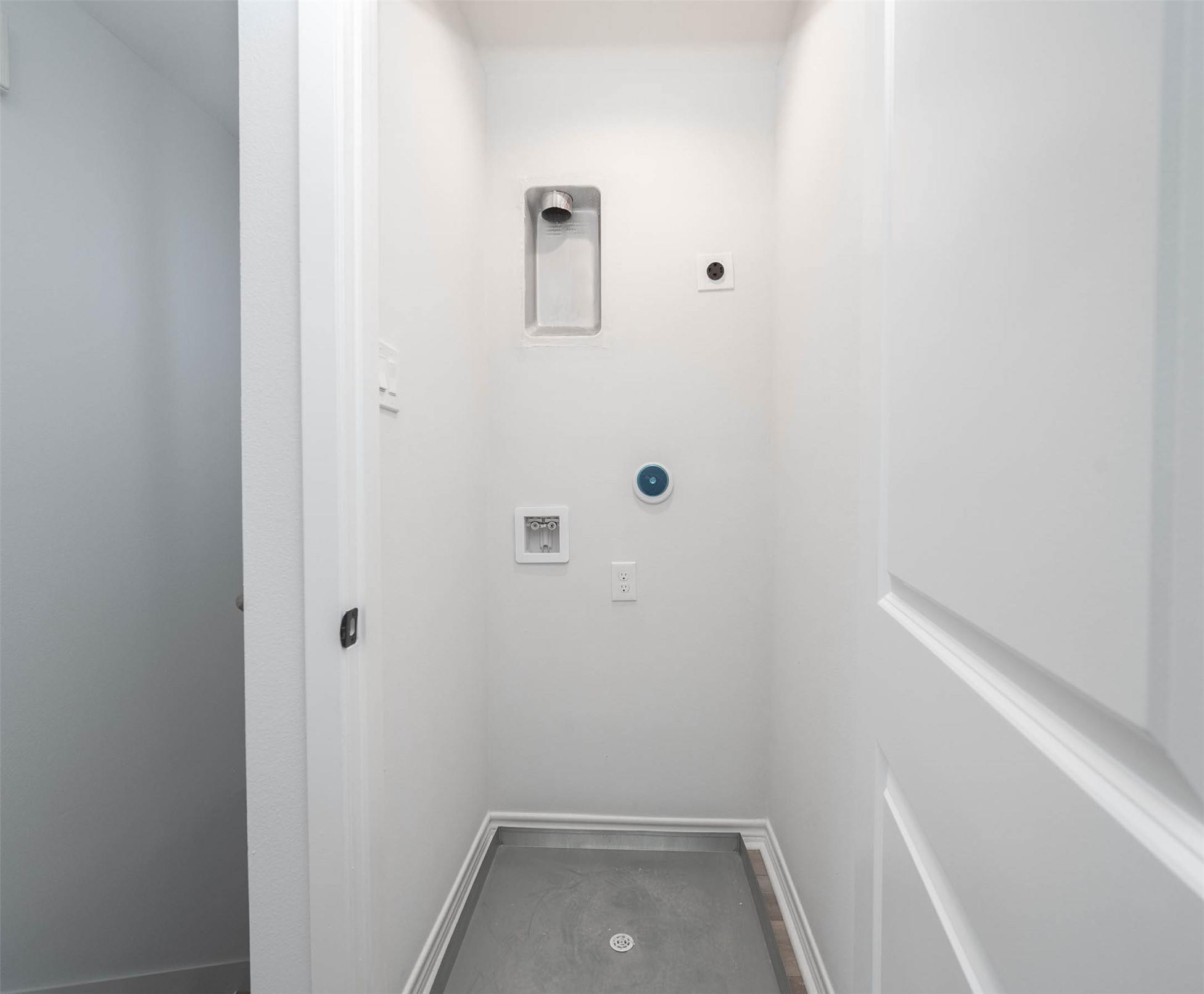 783 Fortune Street, Unit B Houston, TX 77088 - Photo 29 of 34 Utility Closet