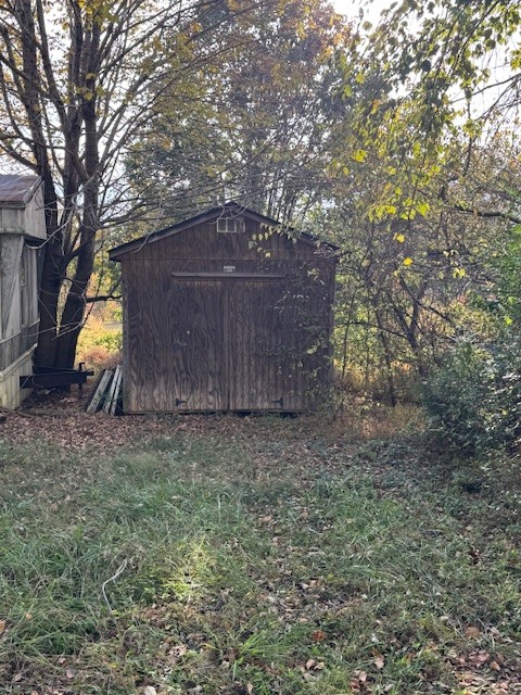 1347 Bertha Owen Road Morrison, TN 37357 - Photo 17 of 23 a view of a backyard
