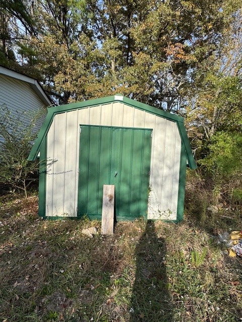 1347 Bertha Owen Road Morrison, TN 37357 - Photo 18 of 23 a backyard of a house with lots of green space