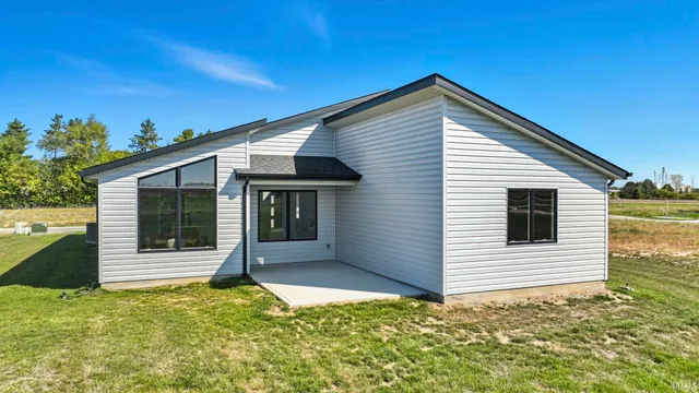 $349,900 | 10937 Carob Thorn Trail, Roanoke, IN 46783