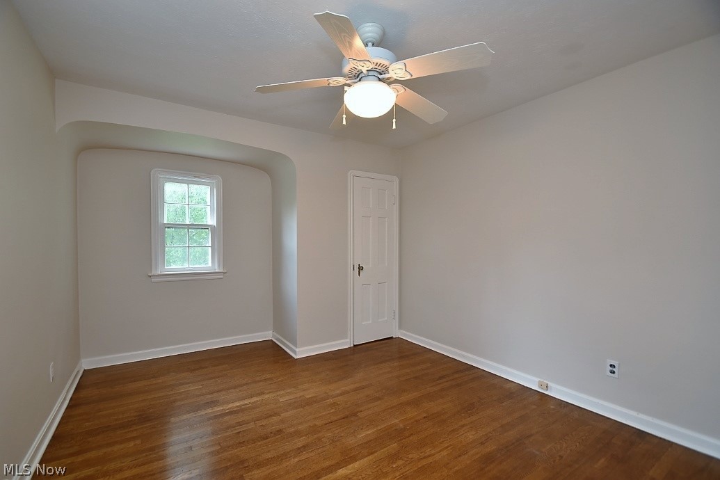 2590 Eaton Road Cleveland, OH 44118 - Photo 22 of 34