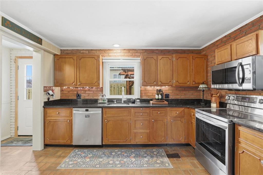 509 11th Street Oakmont, PA 15139 - Photo 16 of 48