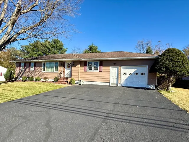 $249,500 | 27 Glann Road, Apalachin, NY 13732