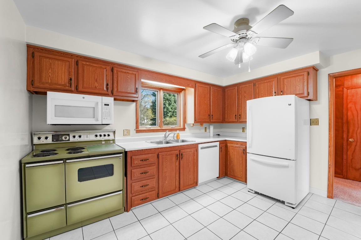 27 Glann Road Apalachin, NY 13732 - Photo 3 of 27