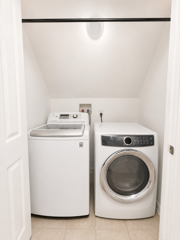 5 Myrtle Street, Unit 3 Saugus, MA 01906 - Photo 7 of 15 a utility room with dryer and washer