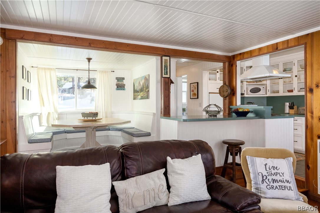 408 Conklin Road Big Bear Lake, CA 92315 - Photo 5 of 24 a living room with furniture and a large window