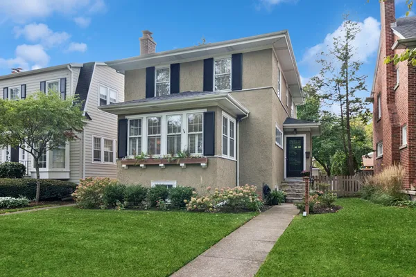 $850,000 | 2216 Forestview Road, Evanston, IL 60201