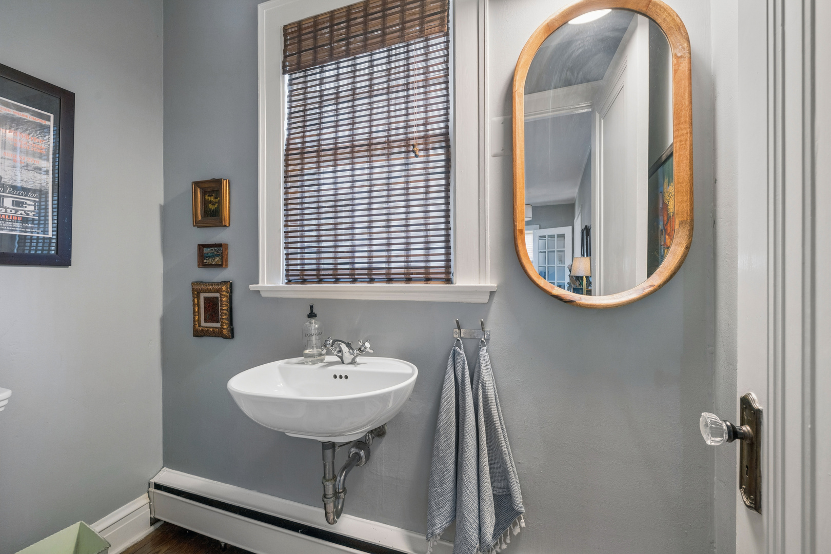 2216 Forestview Road Evanston, IL 60201 - Photo 13 of 30