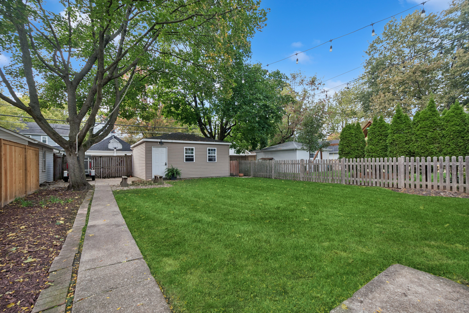 2216 Forestview Road Evanston, IL 60201 - Photo 25 of 30