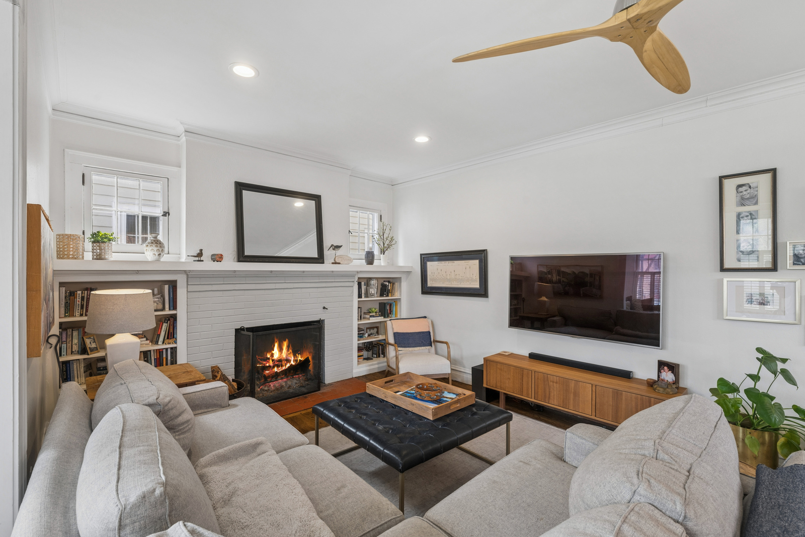 2216 Forestview Road Evanston, IL 60201 - Photo 6 of 30