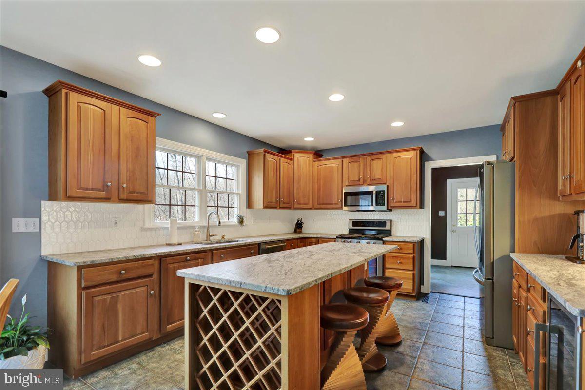 820 Oregon Road Mohnton, PA 19540 - Photo 18 of 74