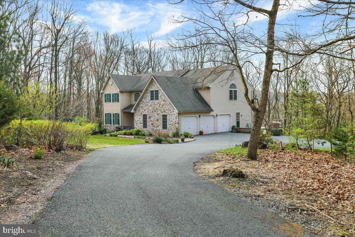 820 Oregon Road Mohnton, PA 19540 - Photo 5 of 74