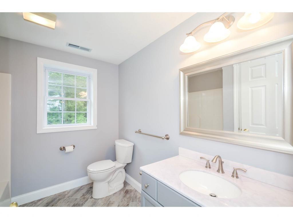 27 Bear Hill Road Pelham, NH 03076 - Photo 18 of 32 Gallery Image 18