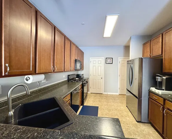 $295,500 | 10037 Cummings Street, Unit 503, Huntley, IL 60142