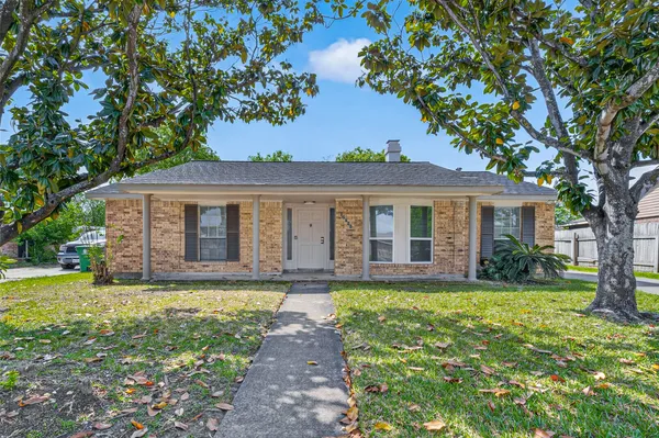 $239,990 | 12711 Shannon Hills Drive, Houston, TX 77099