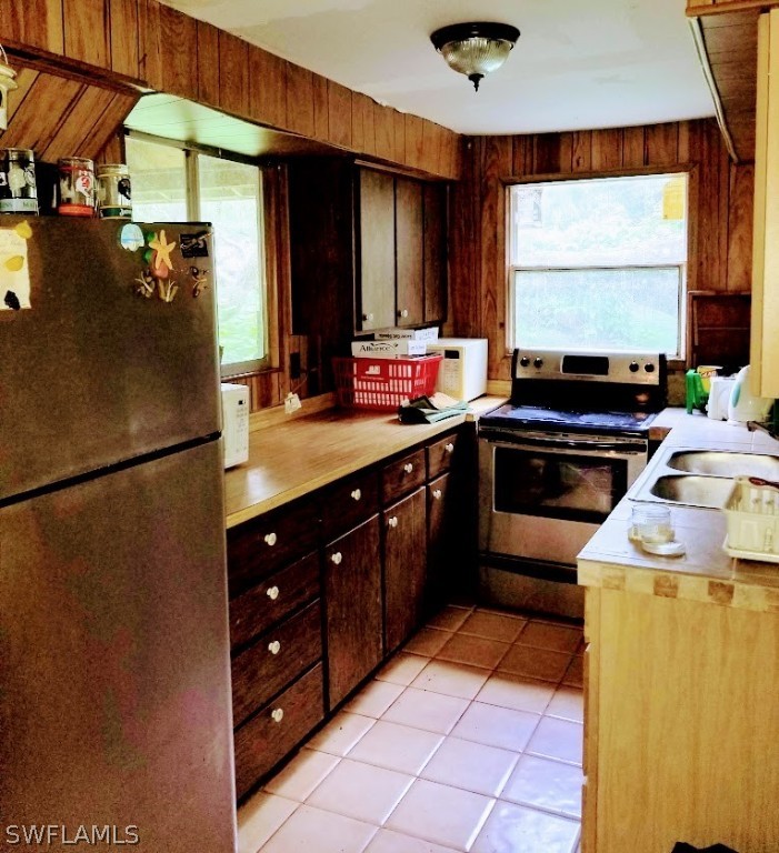 1733 Tom Coker Road LaBelle, FL 33935 - Photo 8 of 12 Gallery Image 8