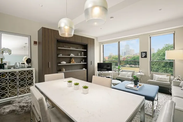 $2,900 | 1166 Washington Street, Unit 305, Boston, MA 02118