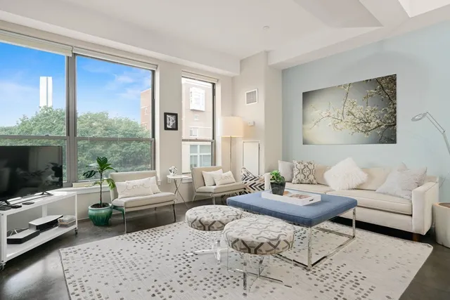 $2,900 | 1166 Washington Street, Unit 305, Boston, MA 02118