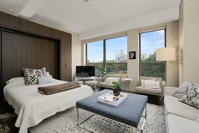 $2,900 | 1166 Washington Street, Unit 305, Boston, MA 02118