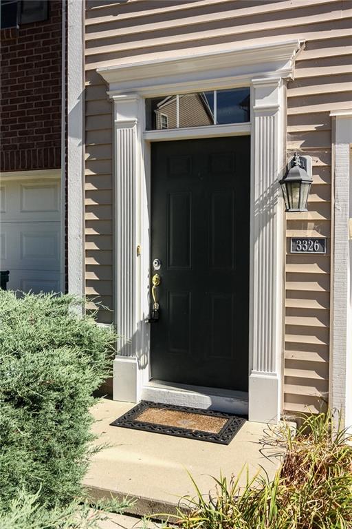 3326 Decker Ridge Drive Indianapolis, IN 46268 - Photo 2 of 28