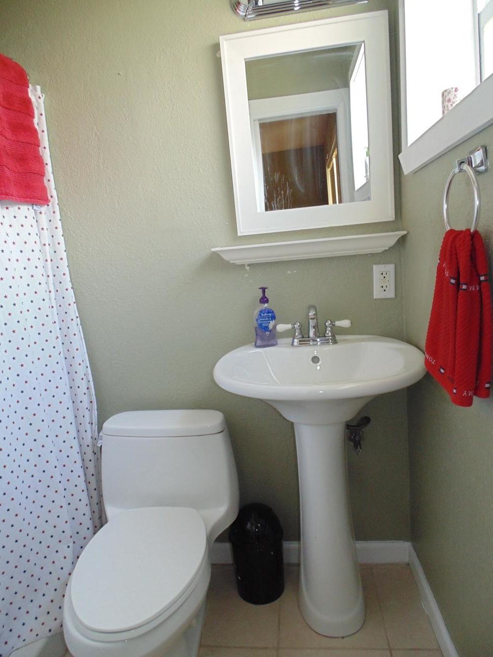 358 Northeast 30th Street Boca Raton, FL 33431 - Photo 14 of 21 Master Bath