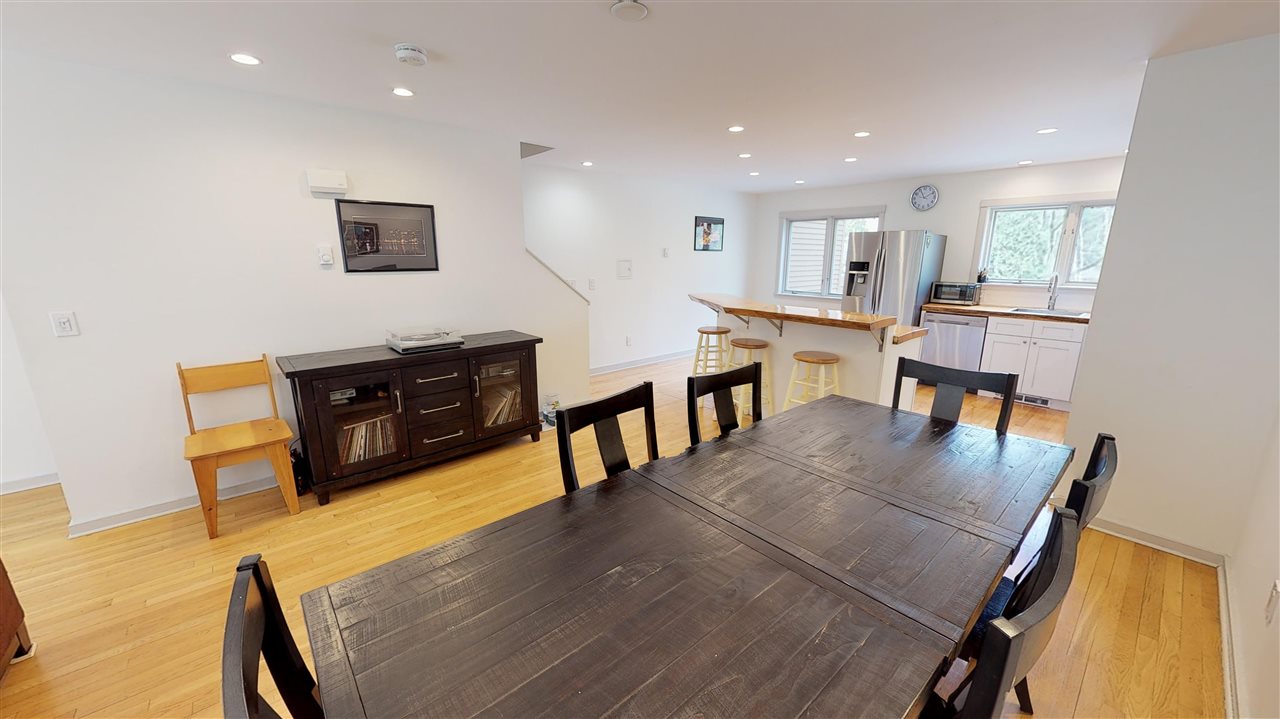 23 Courtyard Road Hanover, NH 03755 - Photo 6 of 24 Gallery Image 6