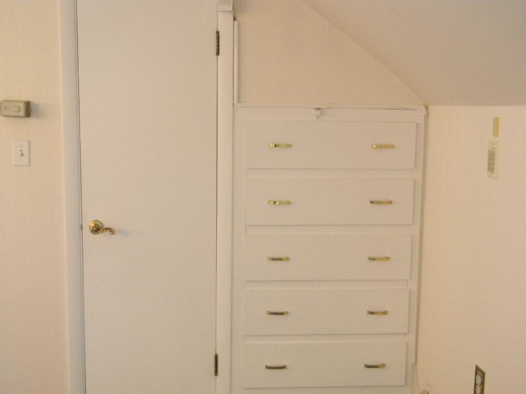 147 Reed Street Manchester, NH 03102 - Photo 22 of 36