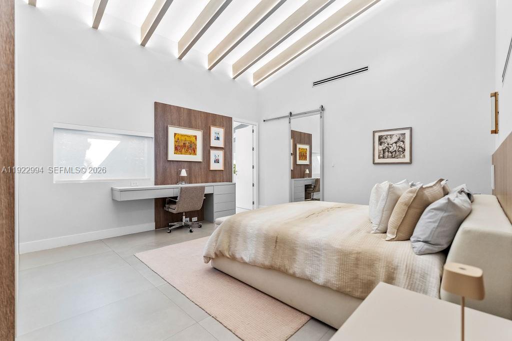 4095 Battersea Road Miami, FL 33133 - Photo 27 of 53 Double-Height Ceiling