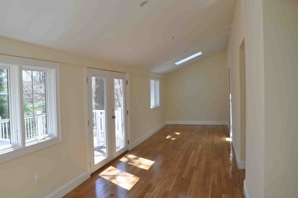 135 Beverly Road Brookline, MA 02467 - Photo 11 of 21