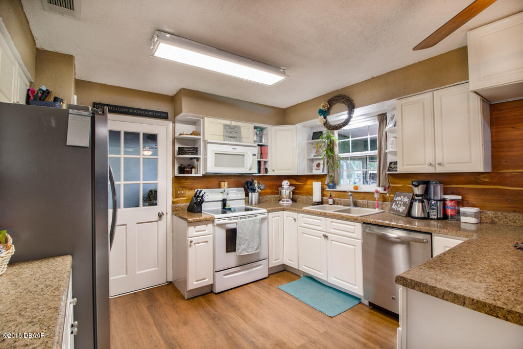 356 Western Road New Smyrna Beach, FL 32168 - Photo 2 of 17 IMG_8621-Edit