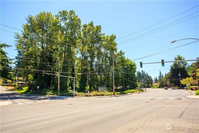 23601 Edmonds Way Edmonds, WA 98026 - Photo 4 of 17 a view of street with a houses