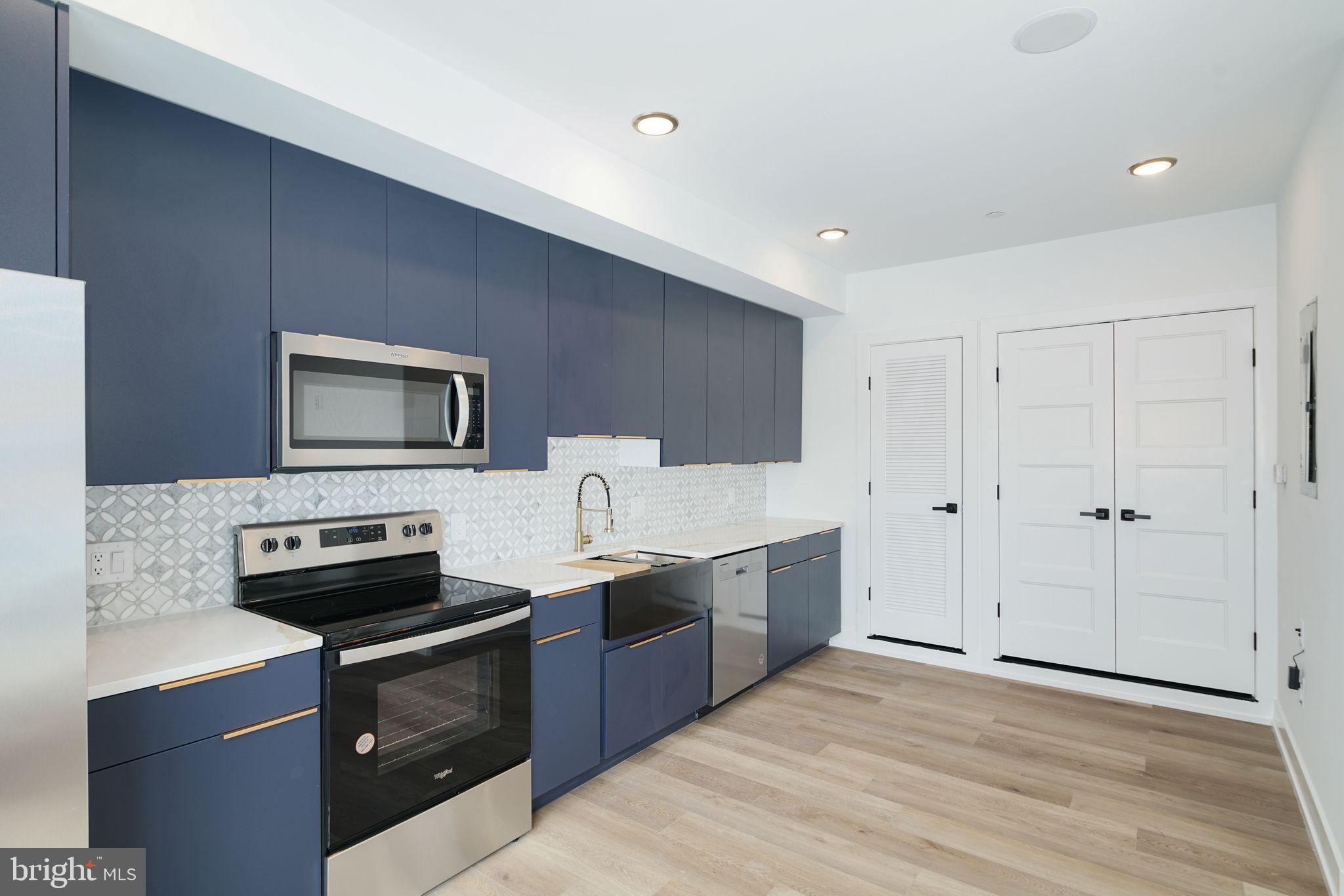 2000 North Front Street, Unit 13 Philadelphia, PA 19122 - Photo 8 of 13