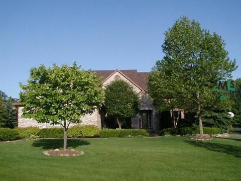 4205 Oak Tree Circle Rochester, MI 48306 - Photo 1 of 9 798587.JPG